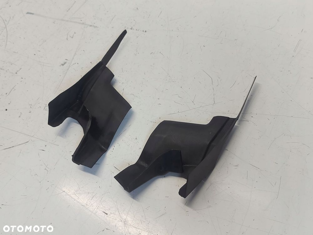 FIESTA MK6 RÓŻEK LISTWA NAKŁADKA PODSZYBIA KOMPLET - 3