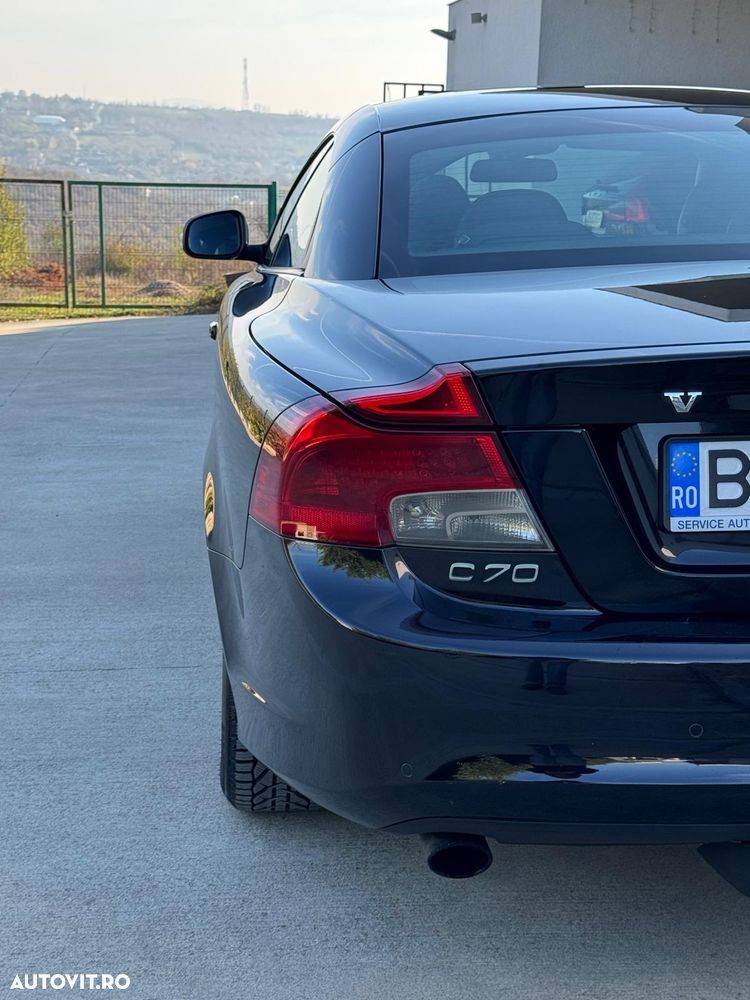 Volvo C70 D3 Momentum - 4