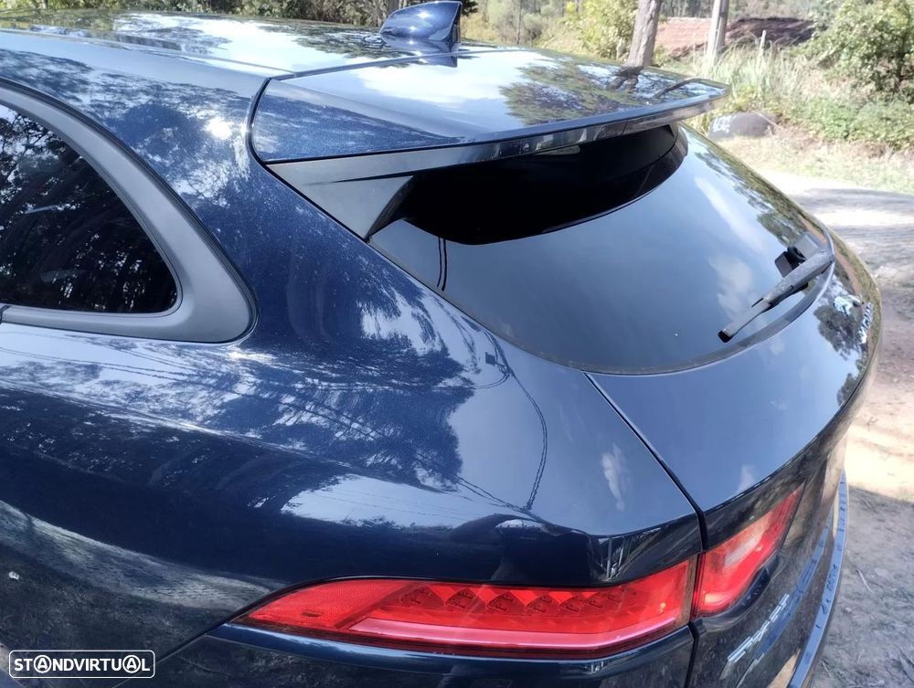 Jaguar F-Pace 2.0 i4D Prestige - 30