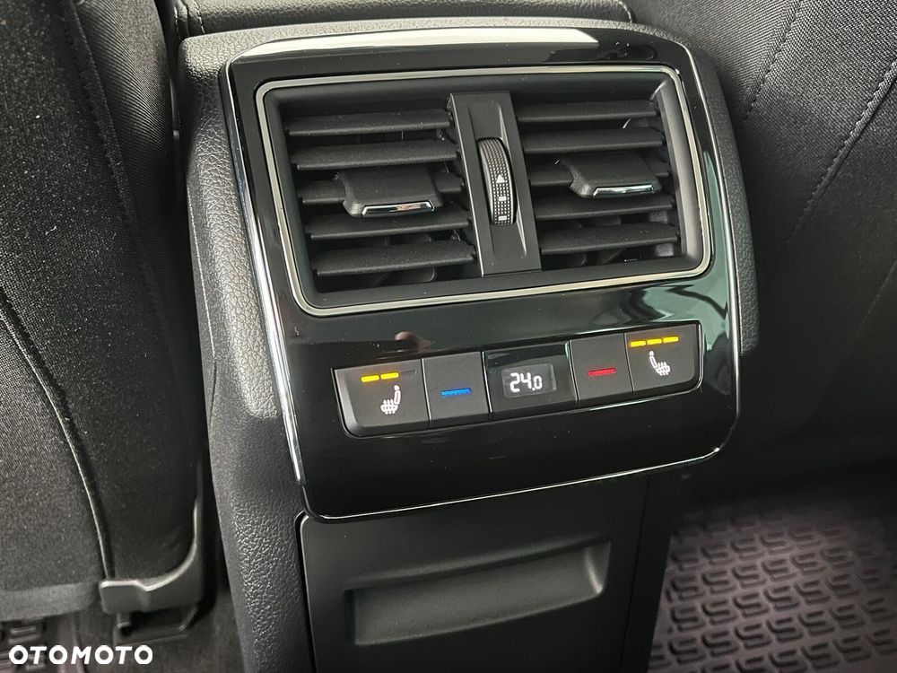 Skoda Superb 1.5 TSI Style DSG - 34