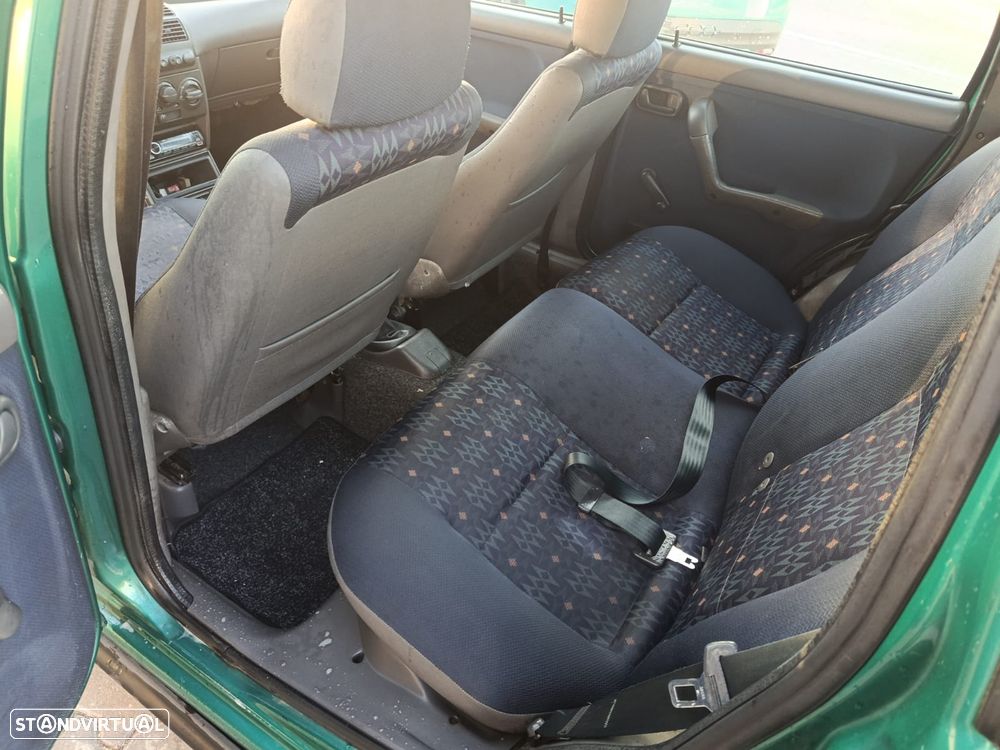Fiat Punto 85 16V Stile - 8