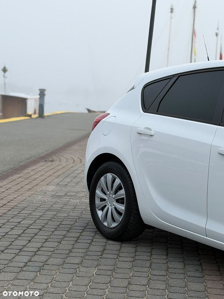 Opel Astra 1.6 CDTI Enjoy - 8