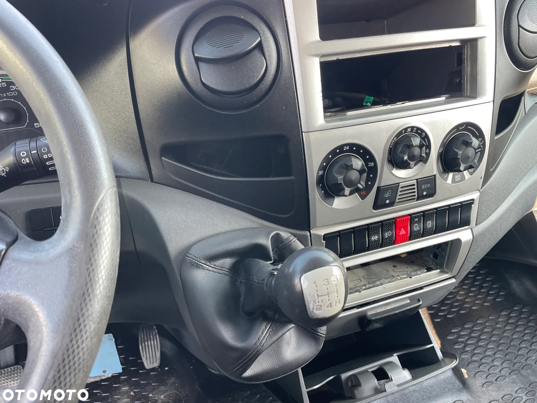 Iveco Daily 35C13 - 5