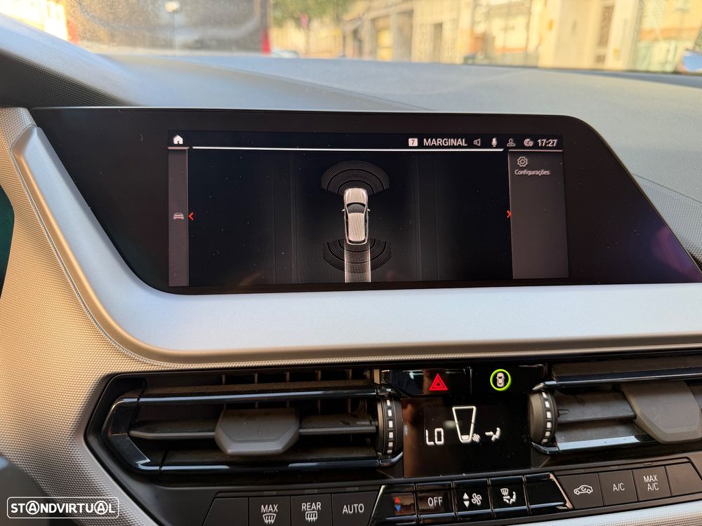 BMW 116 i Aut. Advantage - 19