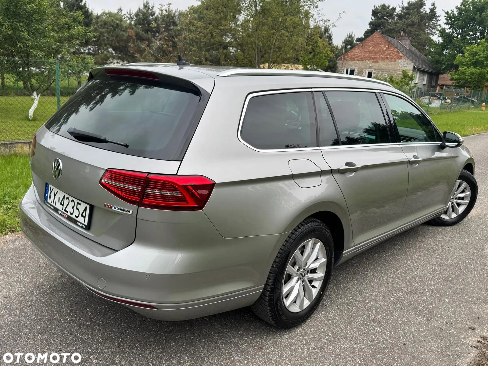 Volkswagen Passat Variant 1.8 TSI (BlueMotion Technology) DSG Comfortline - 13