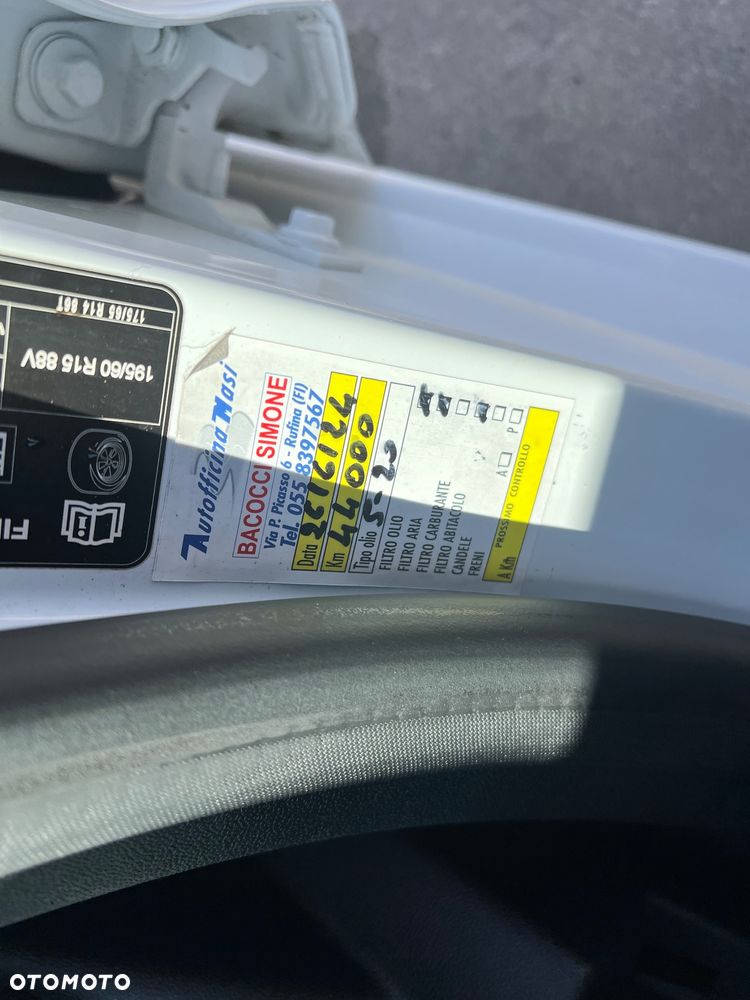 Ford Fiesta 1.1 S&S COOL&CONNECT - 33