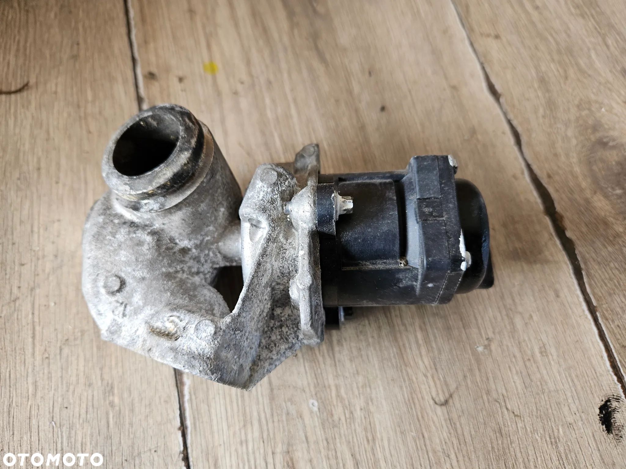 Zawór EGR Ford Focus Mk2 1,6 TDCI V29010703 - 1