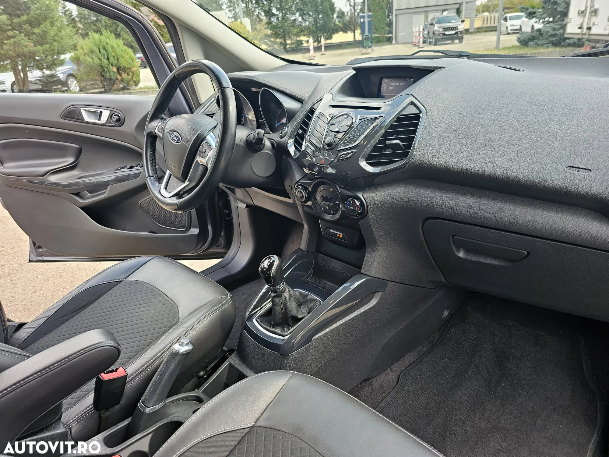 Ford EcoSport 1.5 EcoBlue TITANIUM - 10