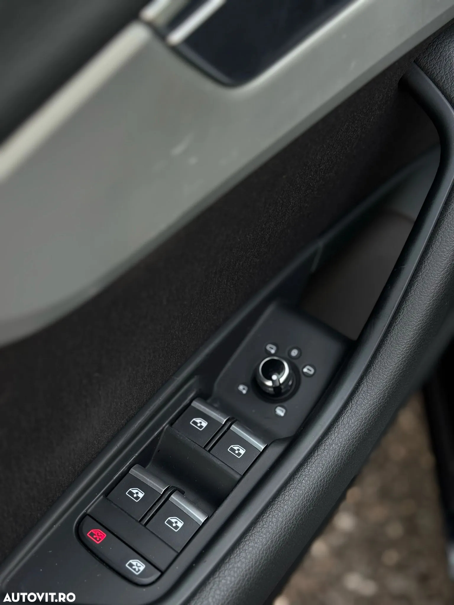 Audi A4 Avant 2.0 TDI Multitronic - 32