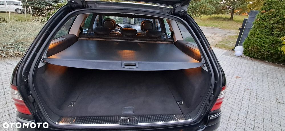 Mercedes-Benz Klasa E 280 4-Matic Avantgarde - 15