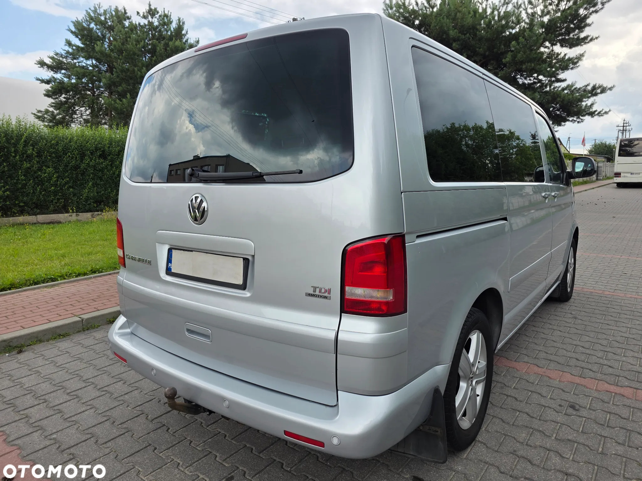 Volkswagen Caravelle - 6