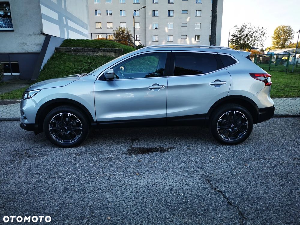 Nissan Qashqai 1.3 DIG-T N-CONNECTA - 9