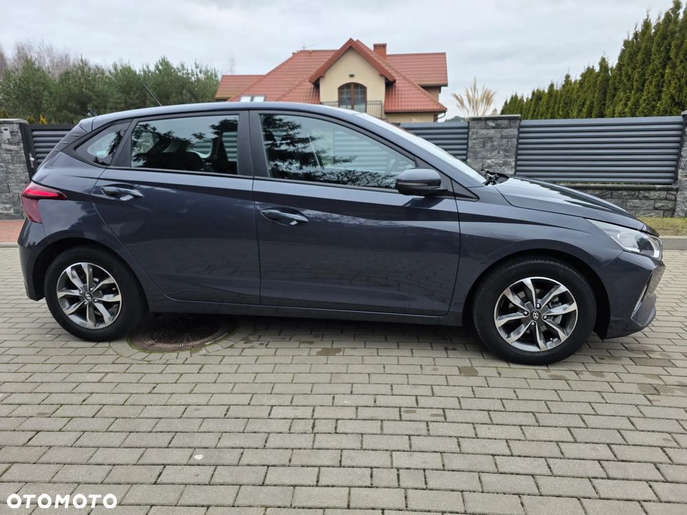 Hyundai i20 - 11