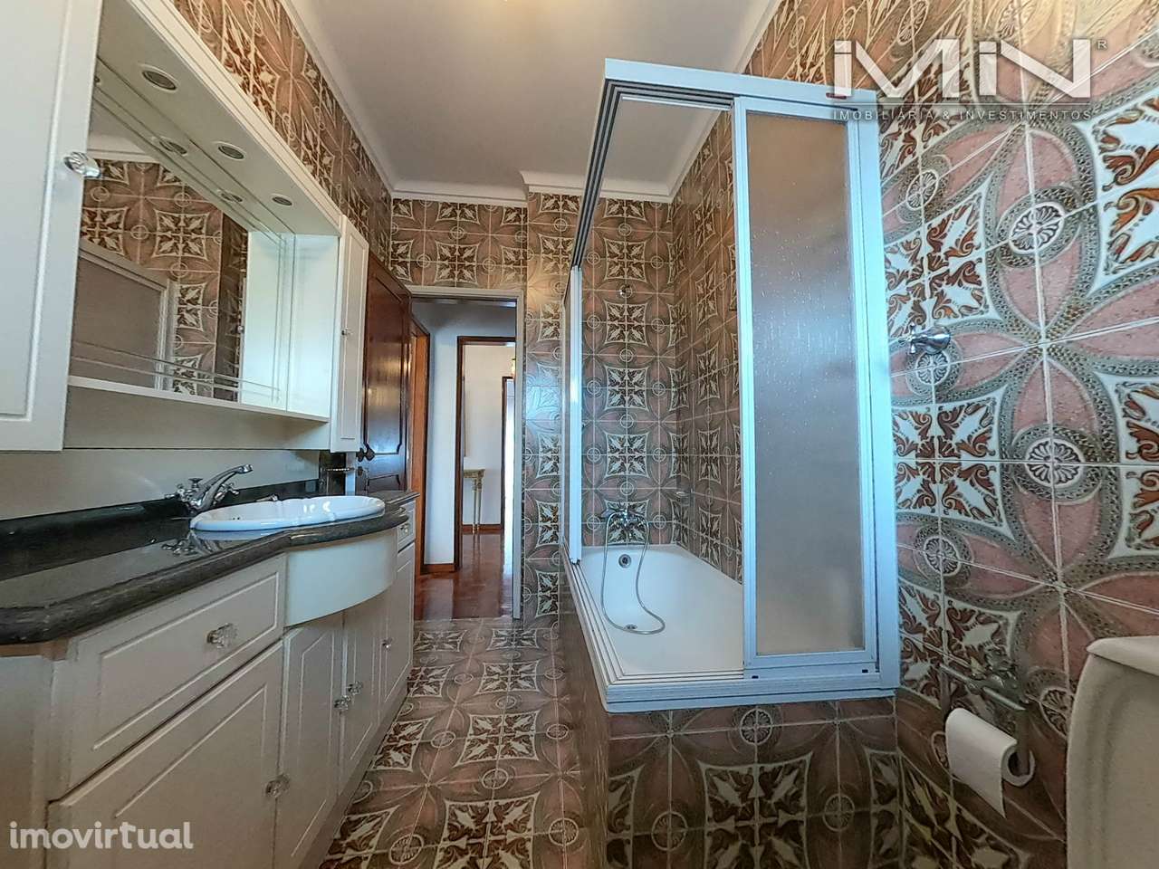 Quarto c/ Varanda a 2 minutos do Porto - Estudantes e professores - Grande imagem: 5/33