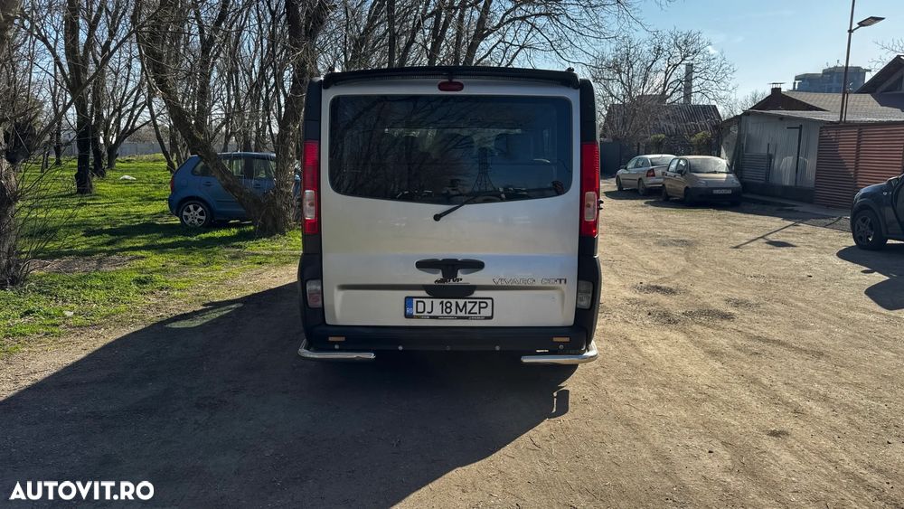 Opel Vivaro - 12