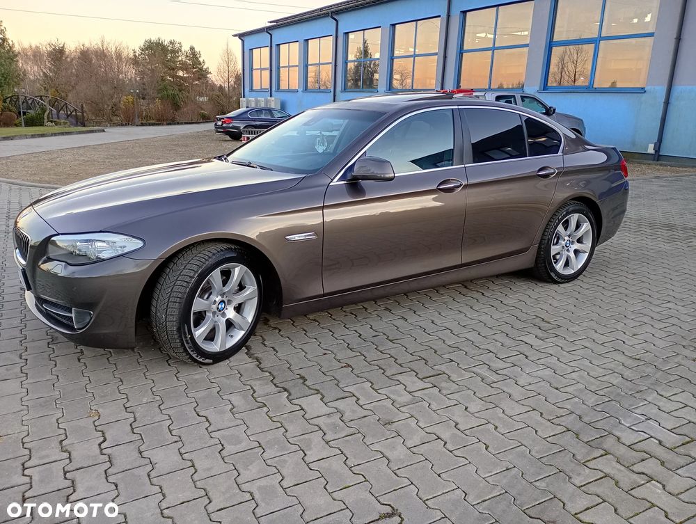 BMW Seria 5 520d - 6