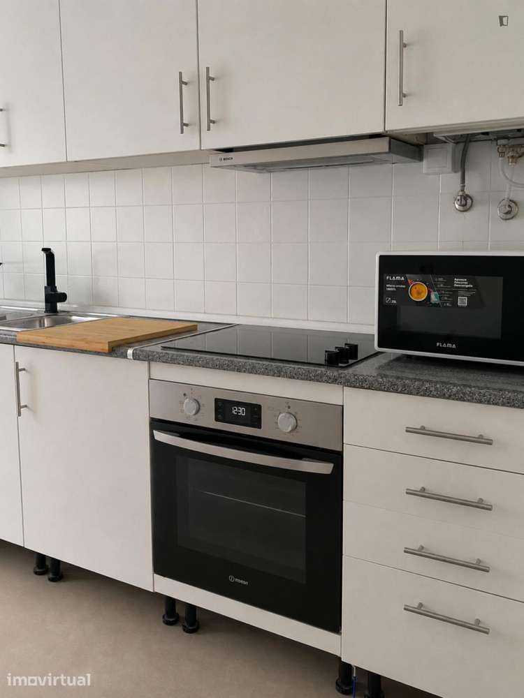 Quarto - localizado em Oeiras Lisbon - Grande imagem: 4/19
