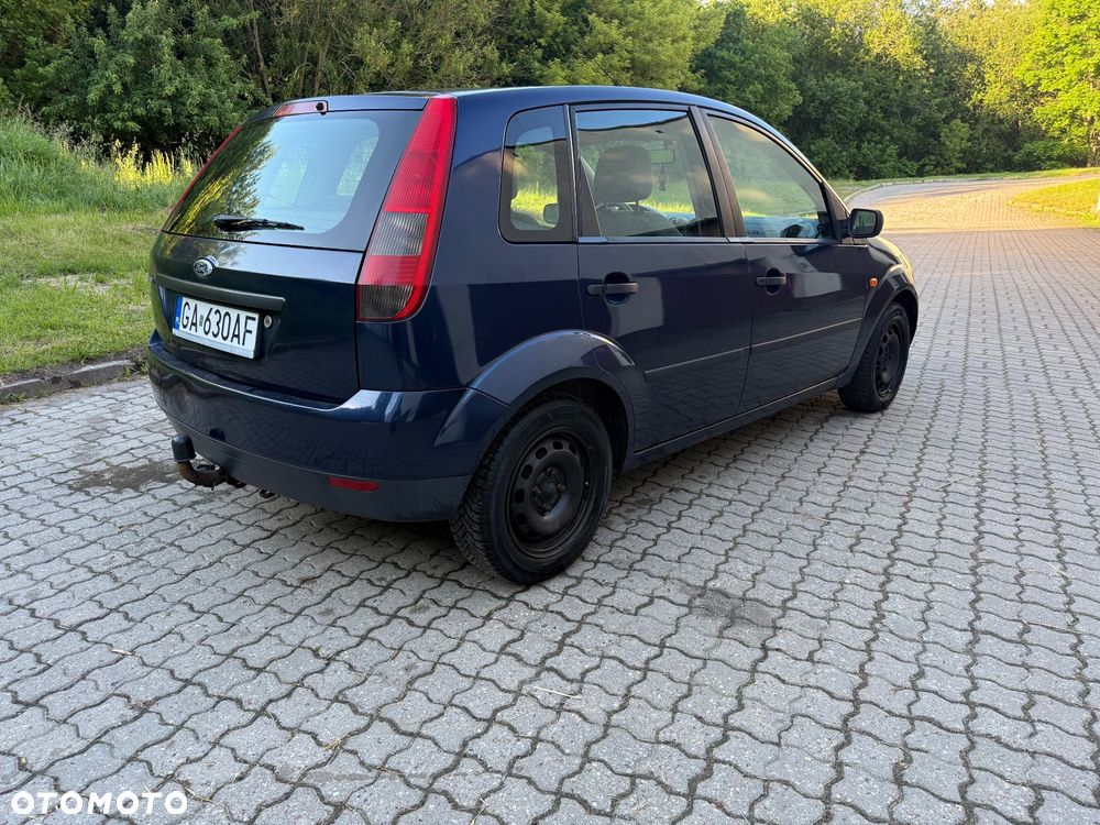 Ford Fiesta 1.3 - 5