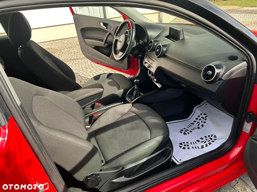 Audi A1 3-drzwiowe 1.2 TFSI admired - 28