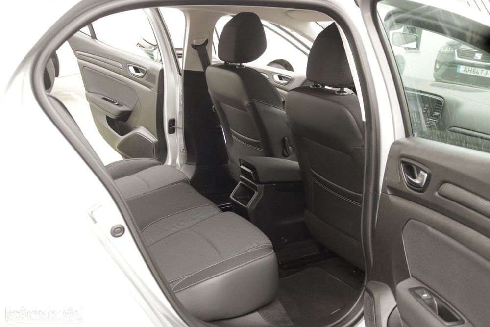 Renault Mégane 1.5 Blue dCi Zen - 20