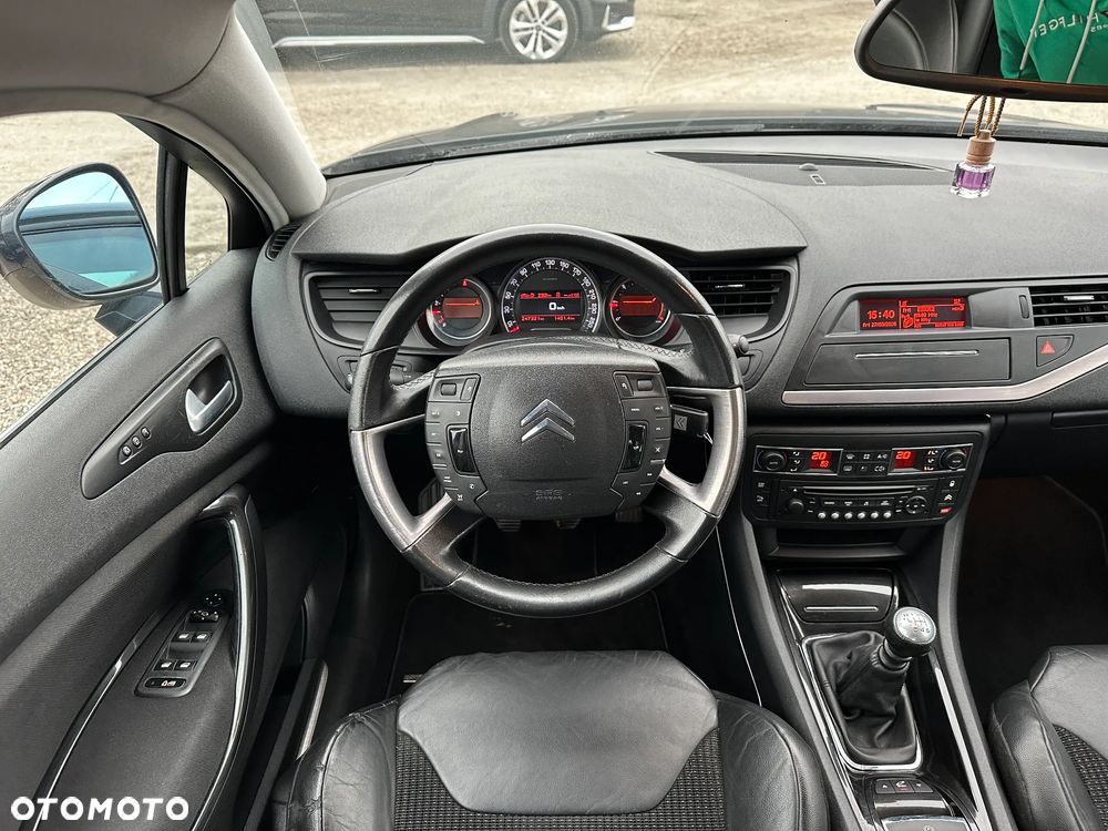 Citroën C5 HDi 140 FAP Exclusive - 17