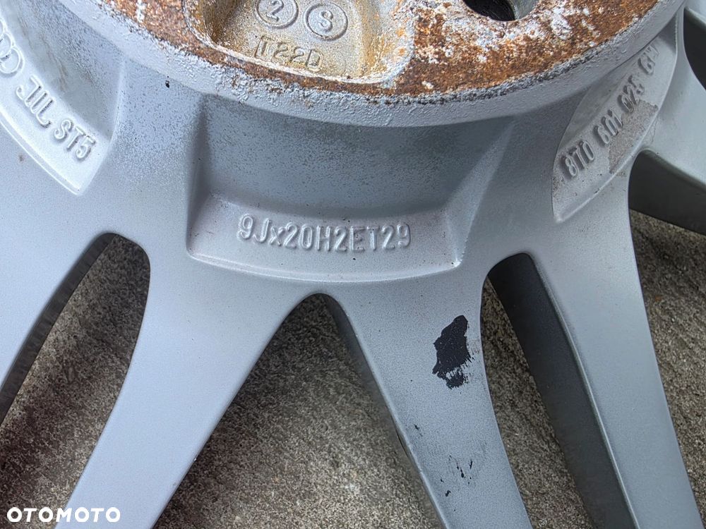 FELGA ALUMINIOWA AUDI VW SEAT SKODA 9.0J R20 ET29 8T0601025DN/DE/ CM S13/26 - 13