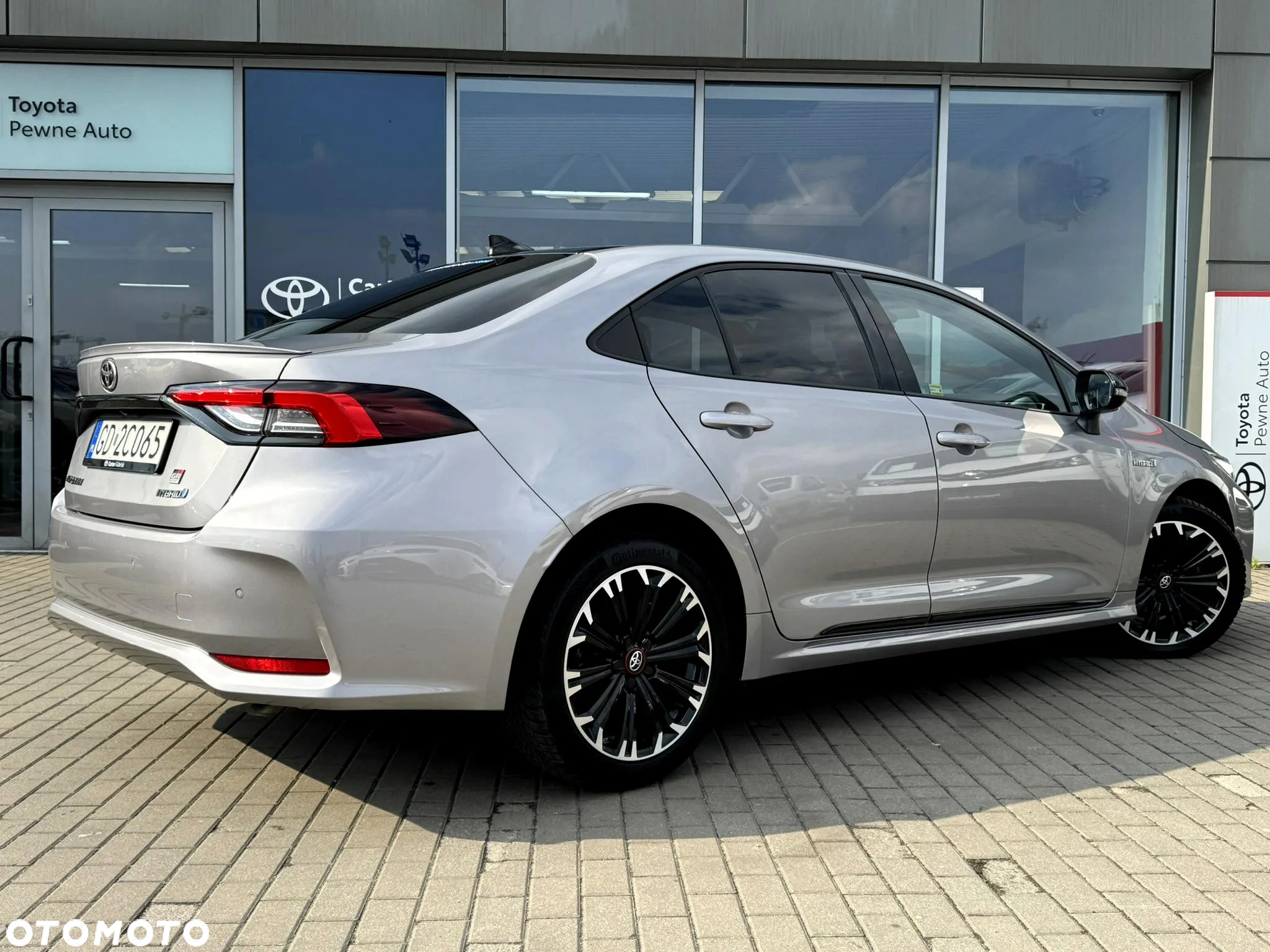 Toyota Corolla 1.8 Hybrid GR Sport - 10