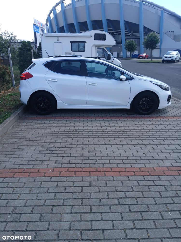 Kia Ceed 1.6 CRDi GT Line - 3
