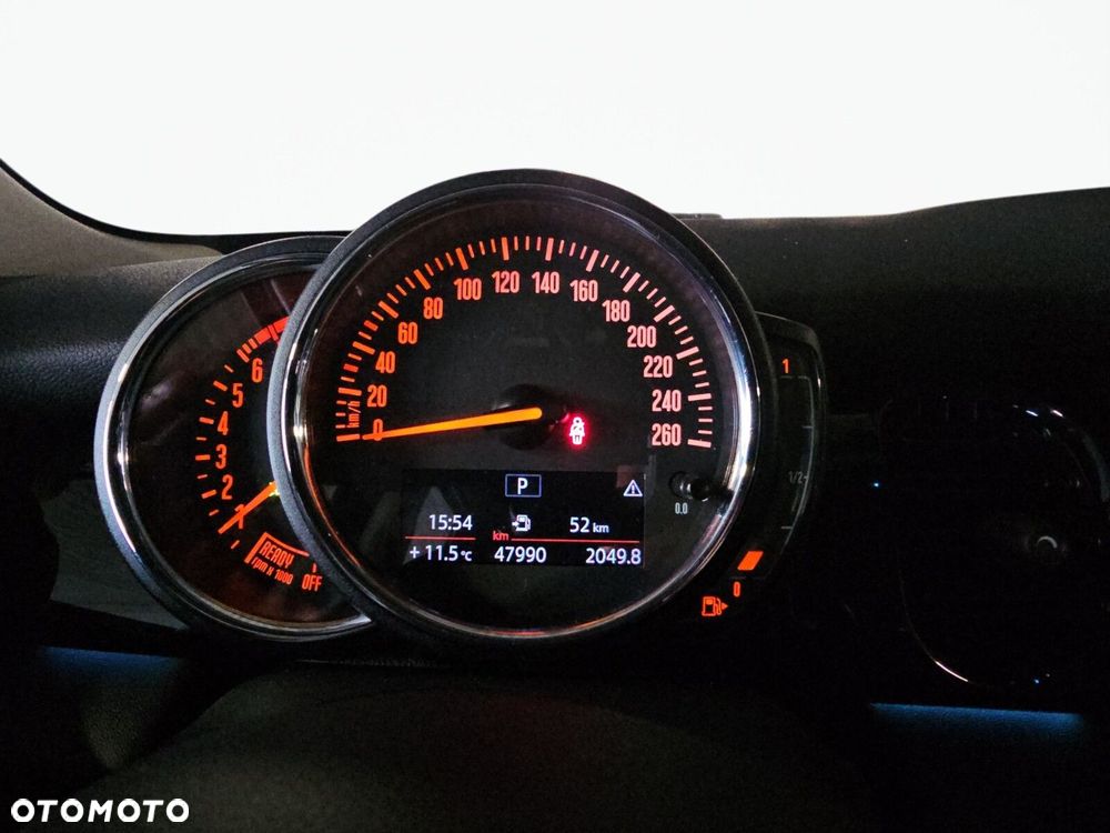 MINI Cooper Classic Trim - 17