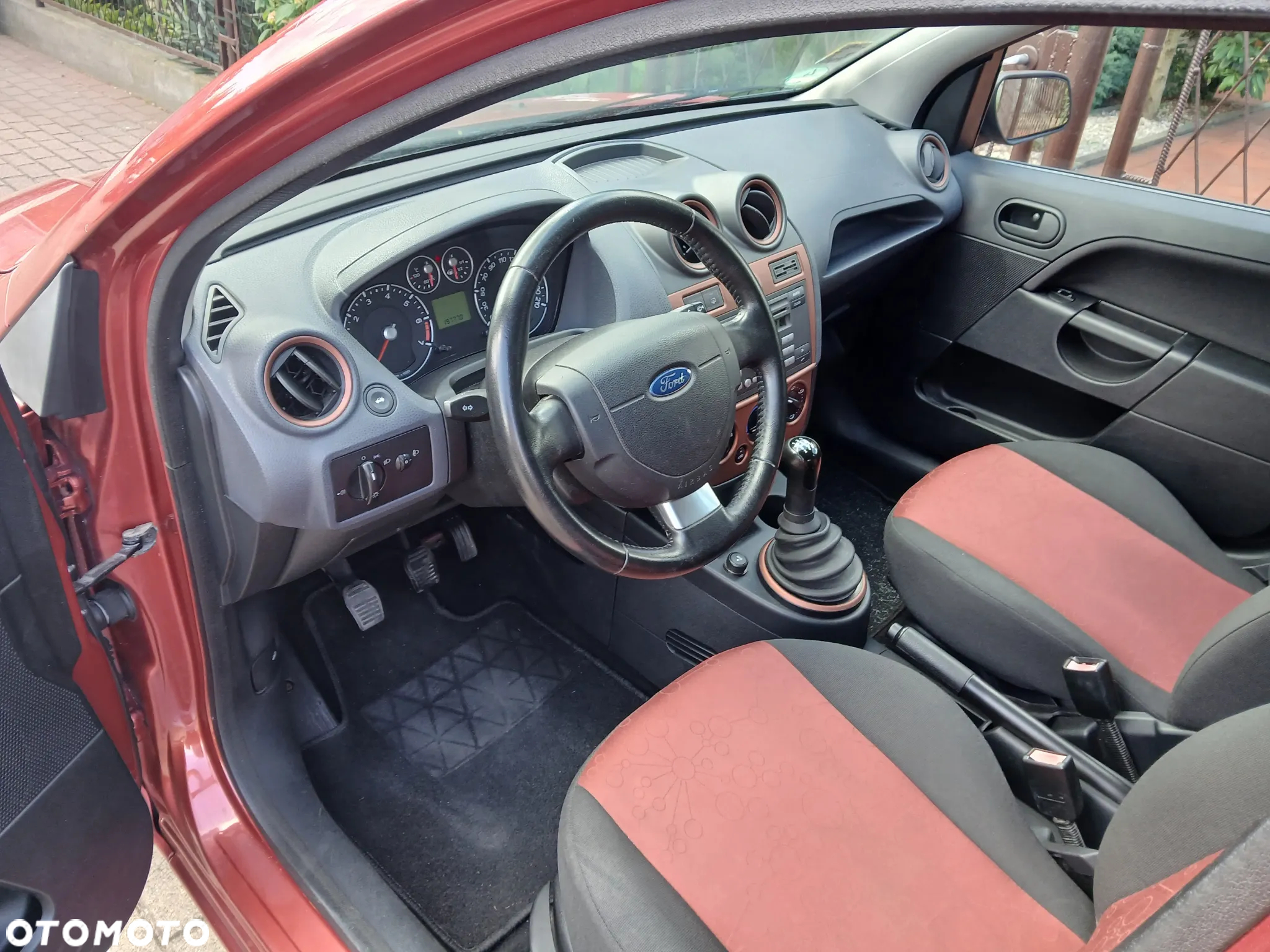 Ford Fiesta 1.3 Fun - 12