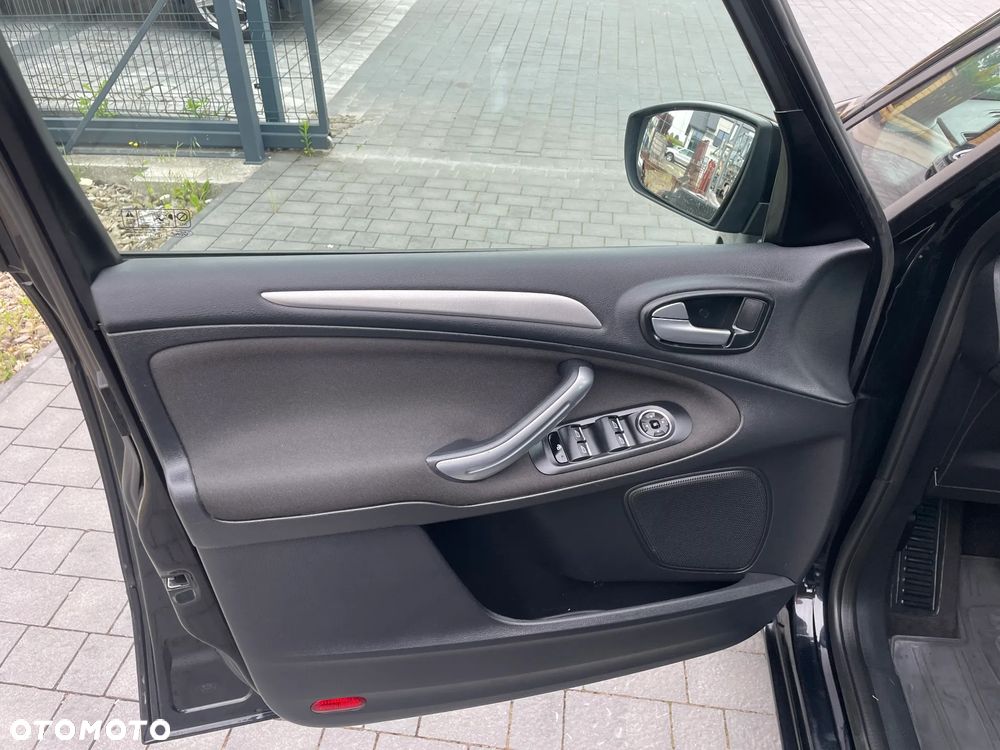 Ford Galaxy 2.0 Business Edition - 15