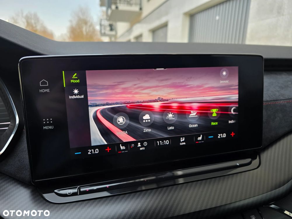 Skoda Octavia 2.0 TSI RS - 36