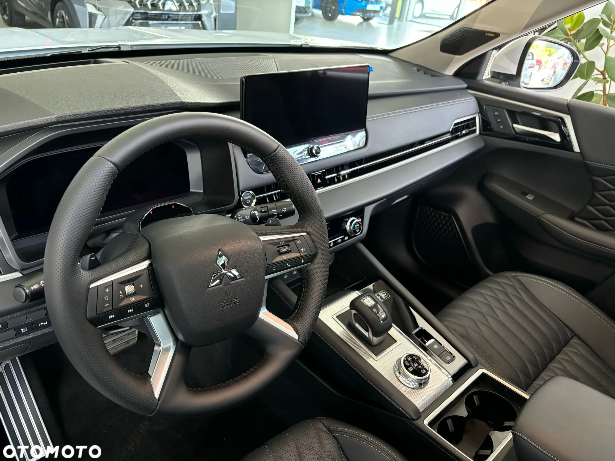 Mitsubishi Outlander PHEV Instyle - 8