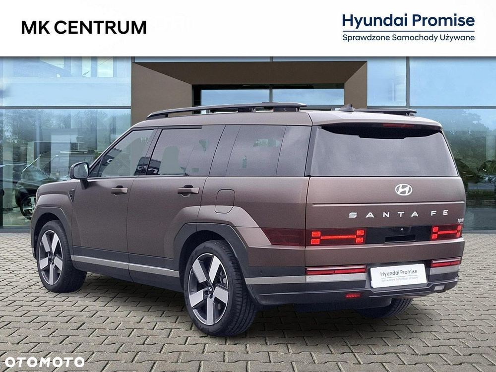 Hyundai Santa Fe - 4