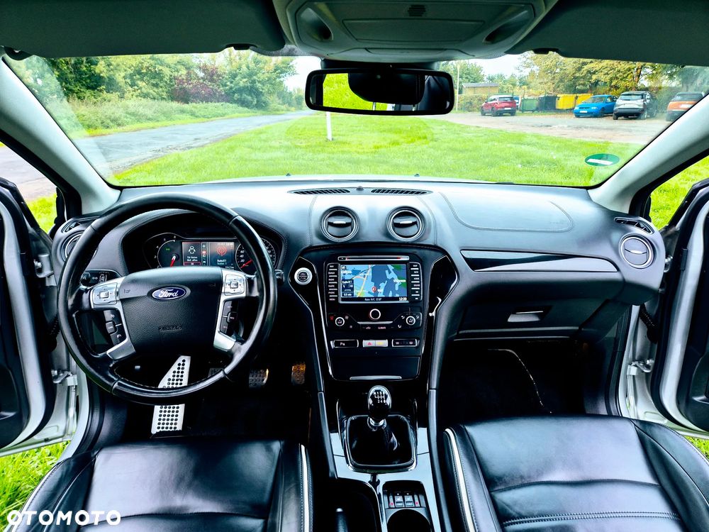 Ford Mondeo 2014 photo 2