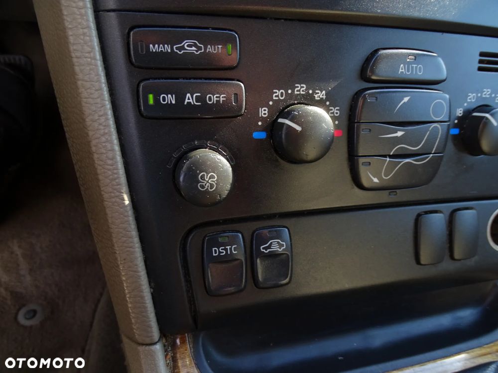 Volvo XC 90 2.4 D5 Summum - 8