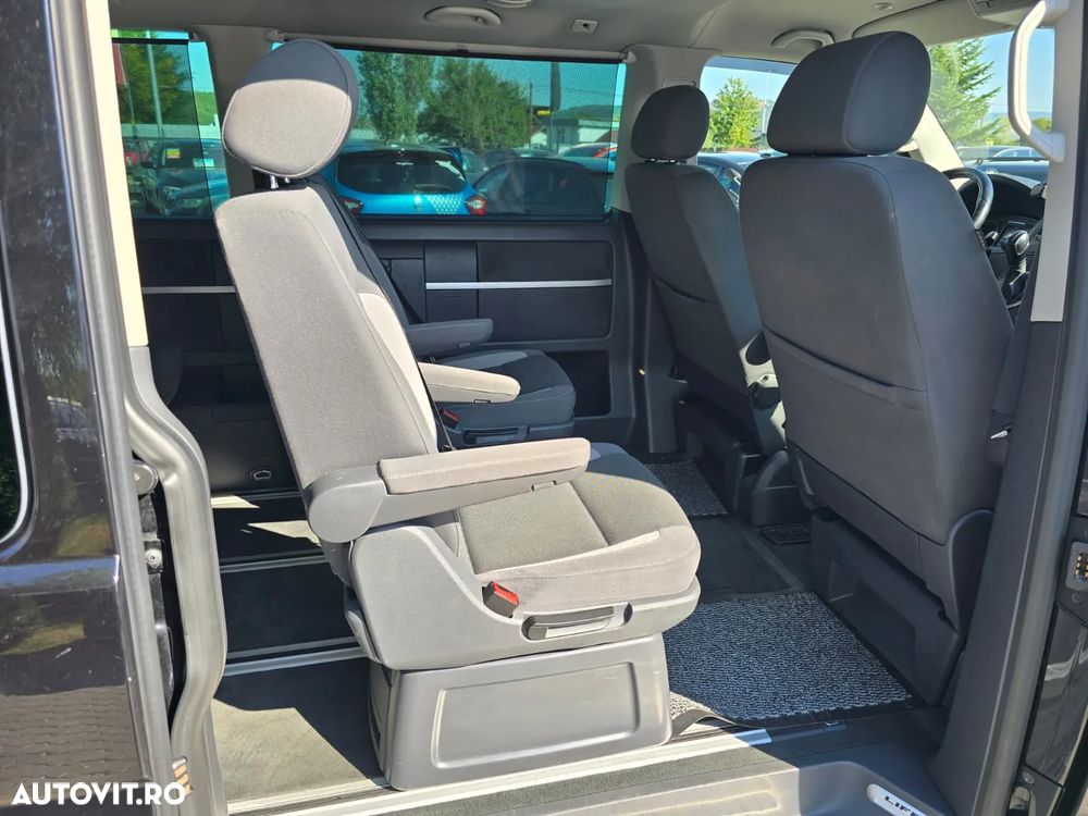 Volkswagen Multivan - 8