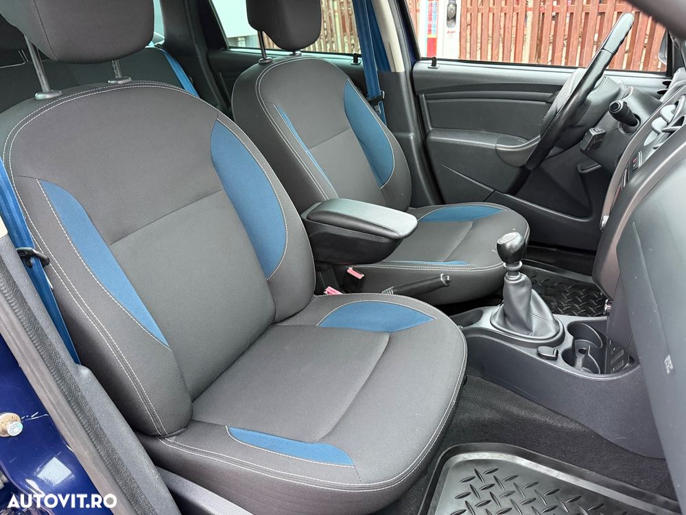 Dacia Duster dCi 110 FAP 4x2 Celebration - 8