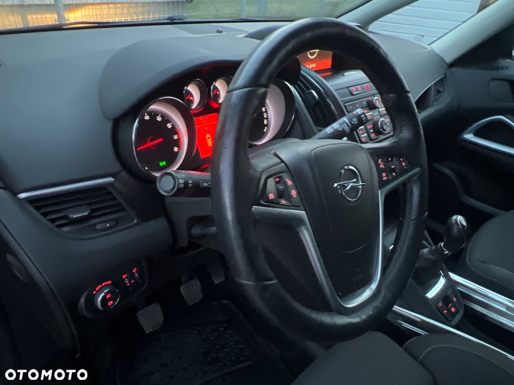 Opel Zafira 1.4 Turbo Active - 19