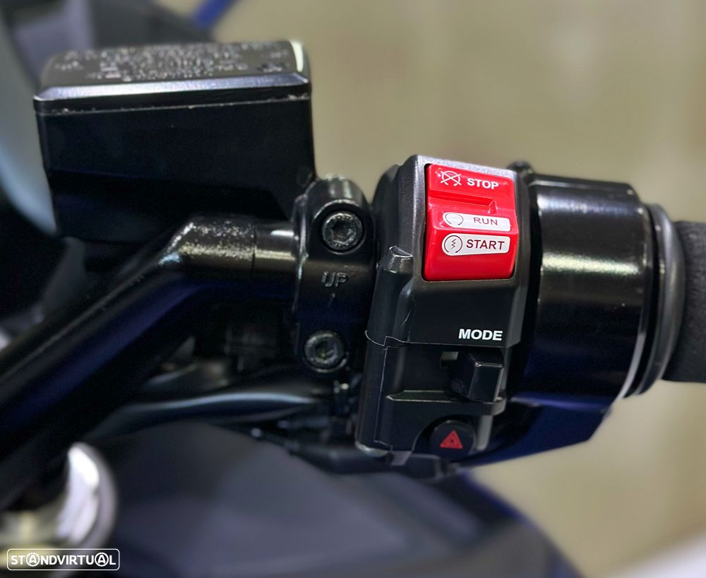 Yamaha FJR 1300 - 15