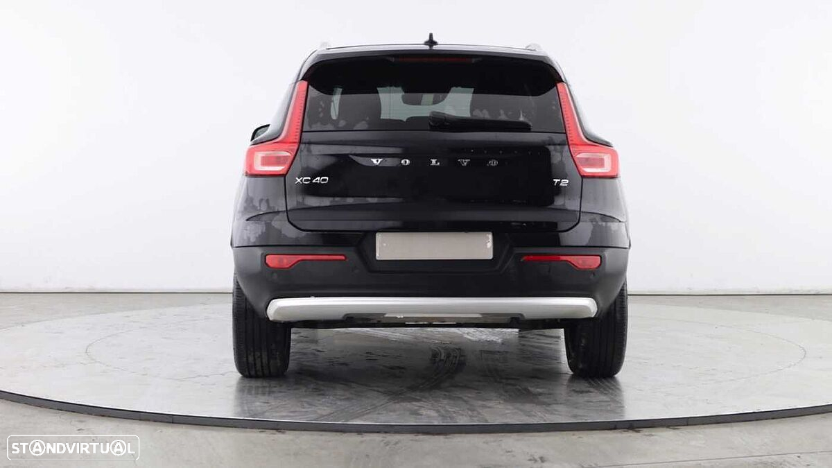 Volvo XC 40 - 6