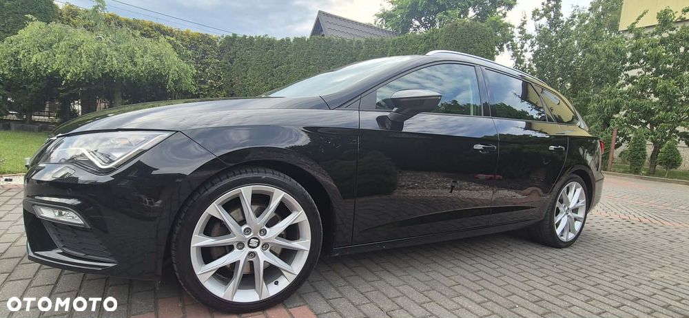 Seat Leon 2.0 TDI DPF Start&Stop DSG FR - 4