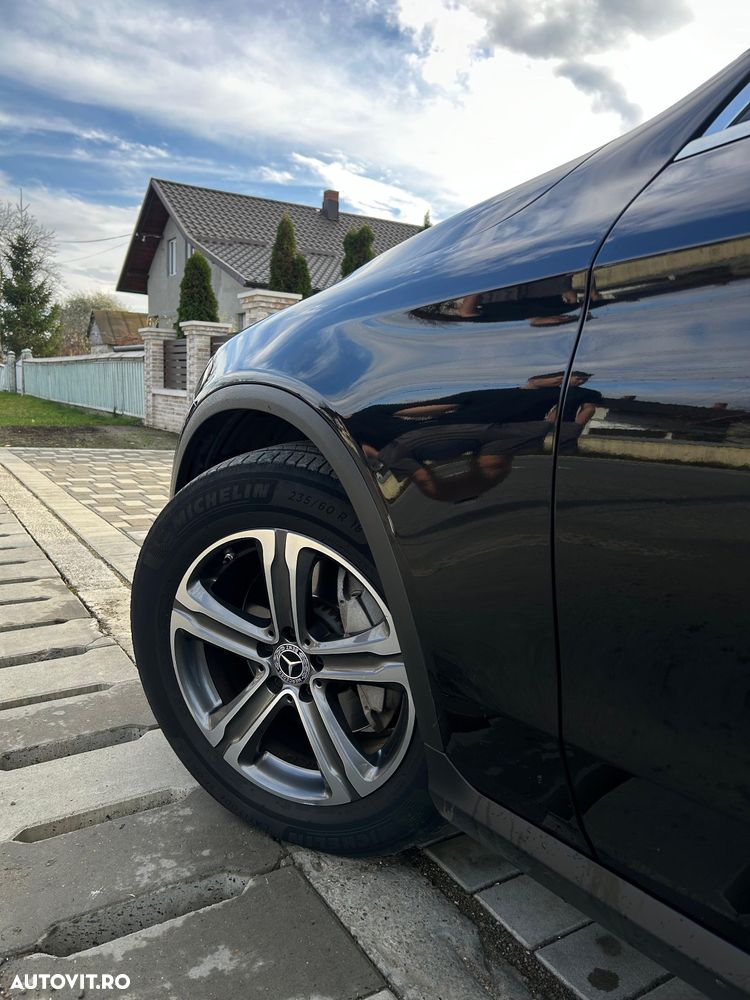 Mercedes-Benz GLC 220 d 4MATIC - 12