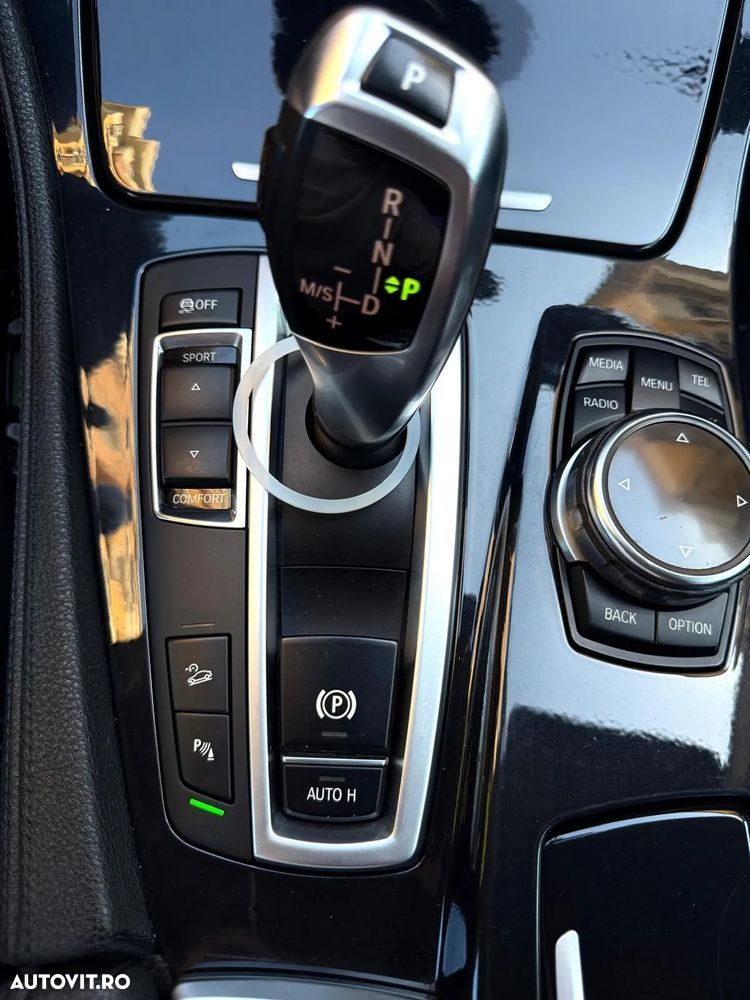 BMW Seria 5 520d xDrive - 21