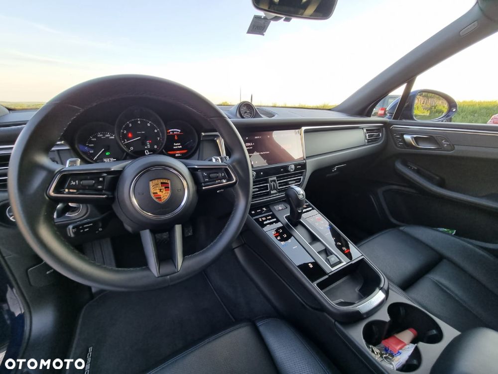 Porsche Macan T - 6