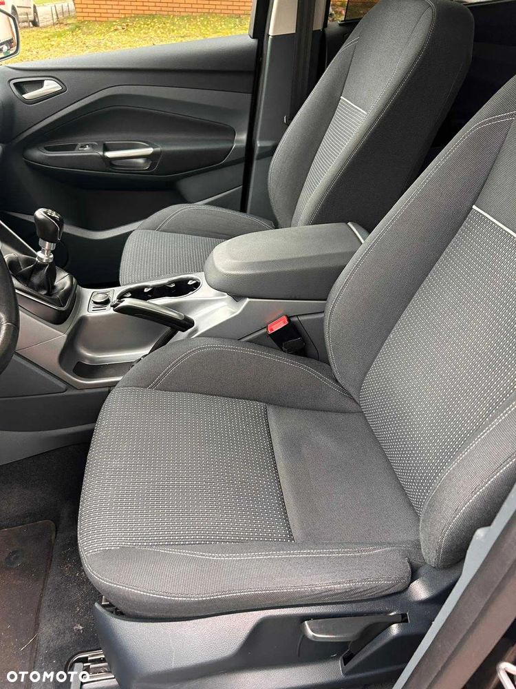 Ford C-MAX - 12