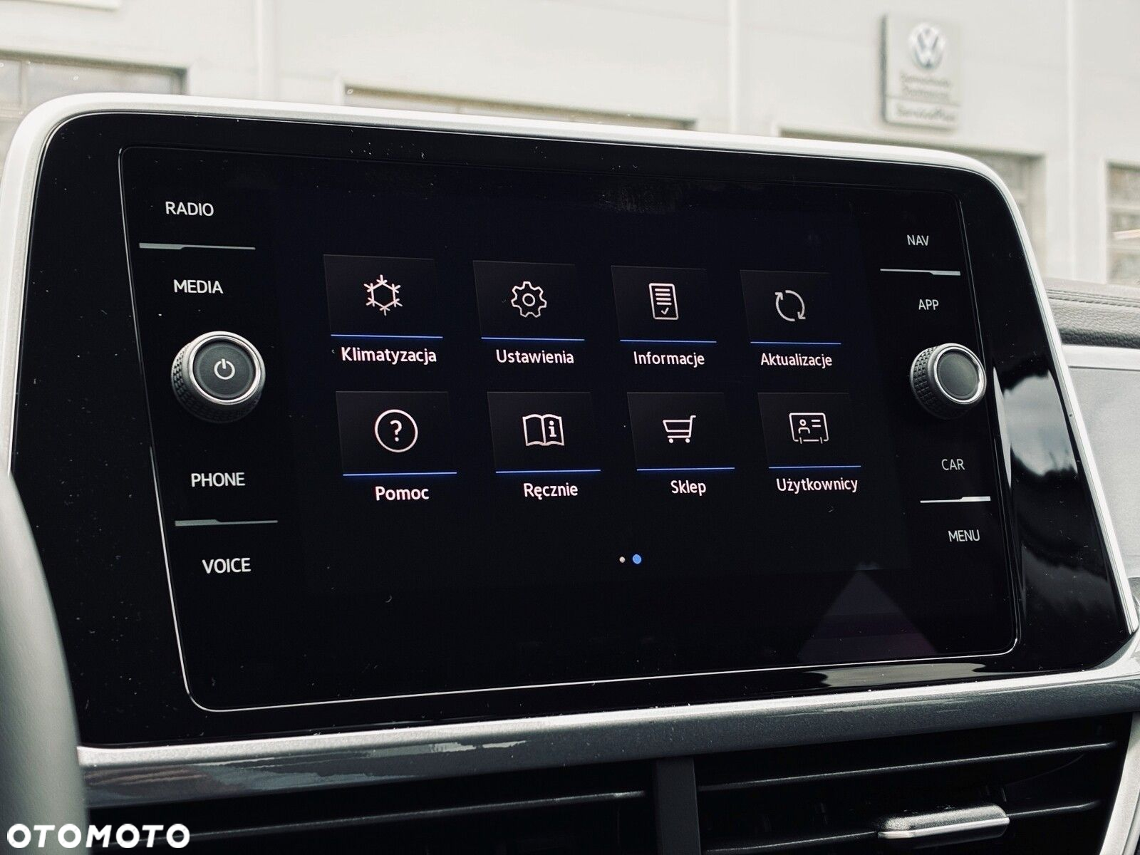 Volkswagen T-Roc - 15