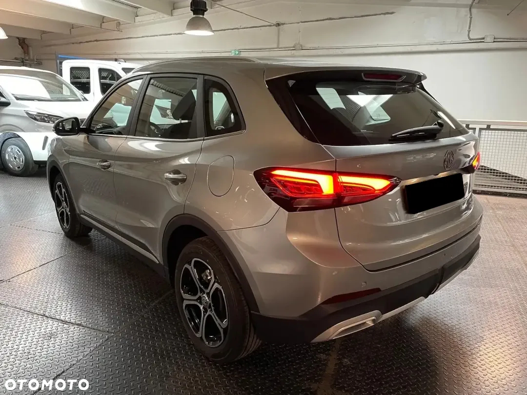 MG ZS 1.5 HEV+ Excite - 3