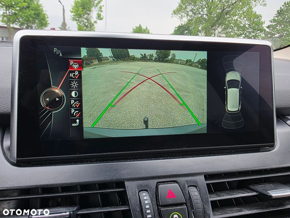 BMW Seria 2 220d Sport-Aut Sport Line - 40