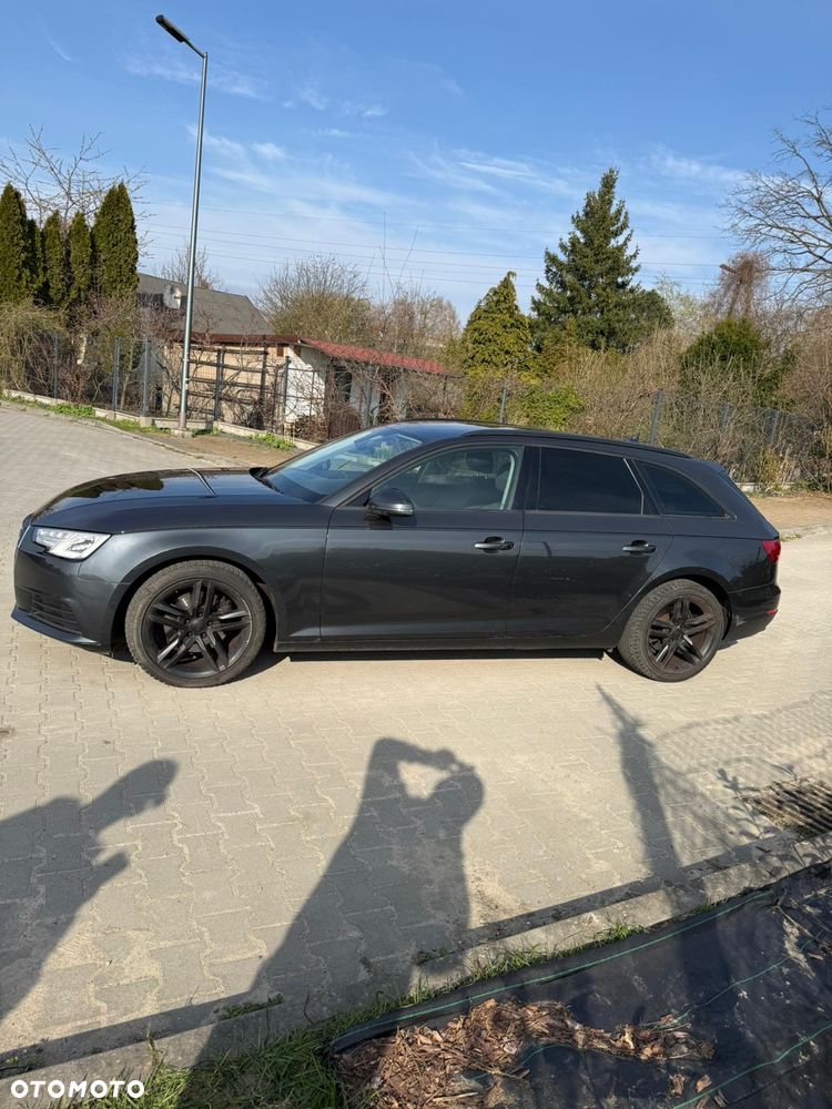 Audi A4 Avant 2.0 TDI - 5